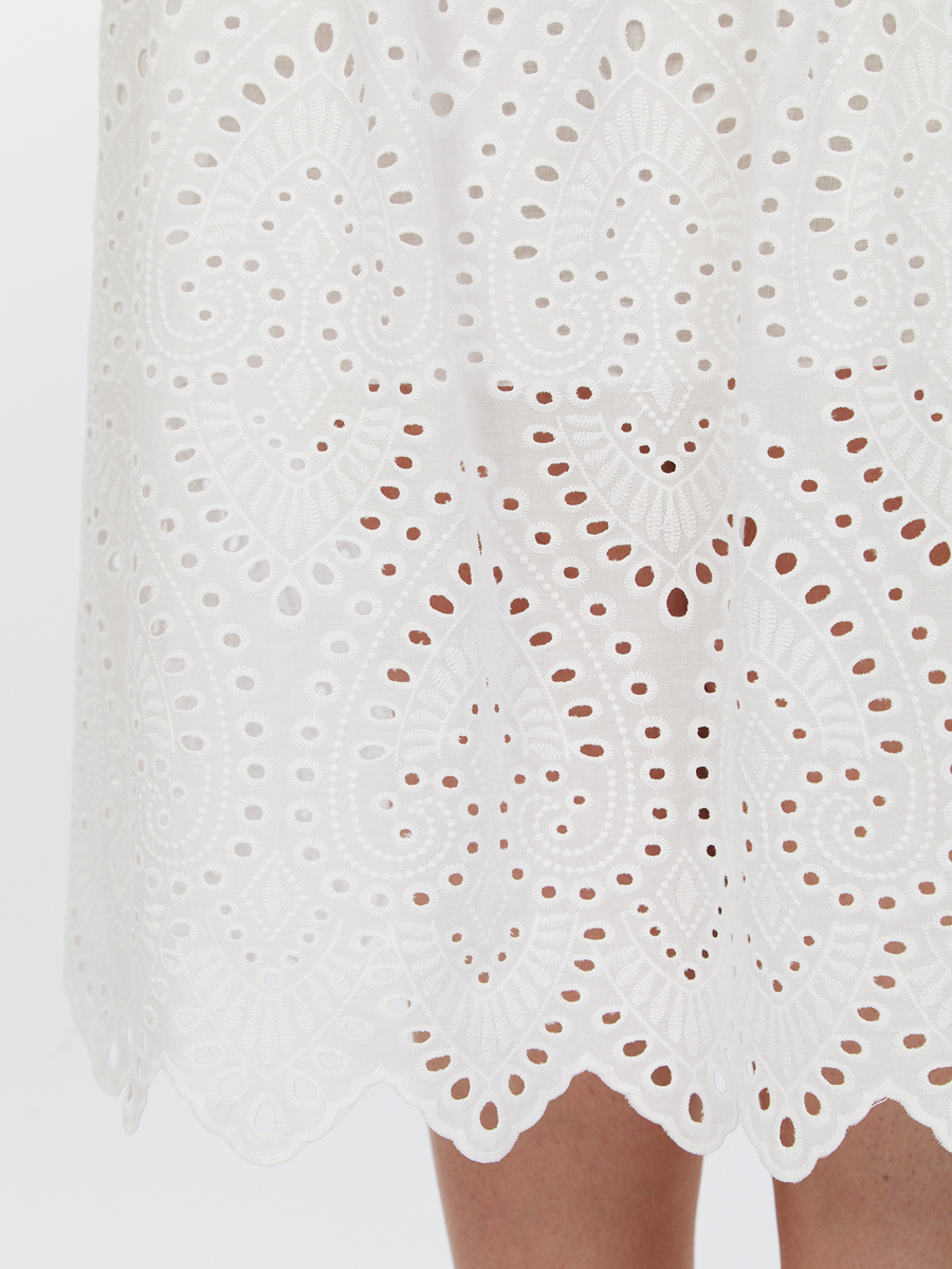 40599